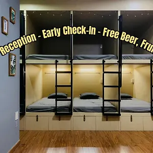 Jungle Dorm Хостел